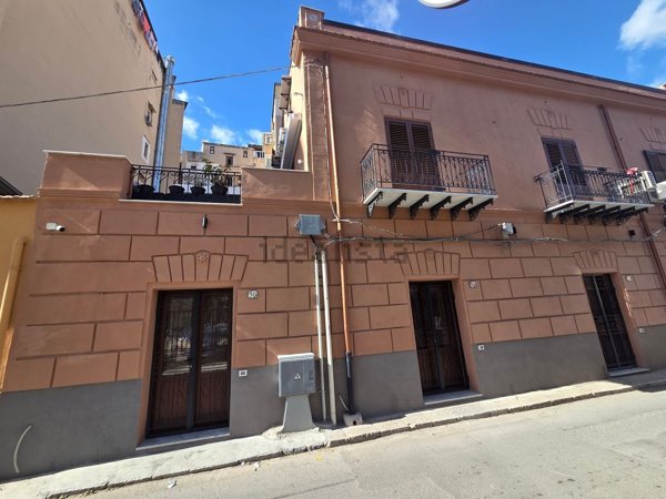 appartamento in vendita a Palermo in zona Zisa