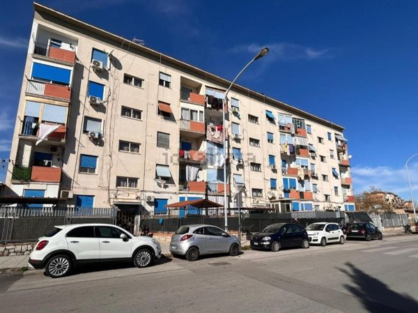 appartamento in vendita a Palermo in zona Villagrazia/Falsomiele