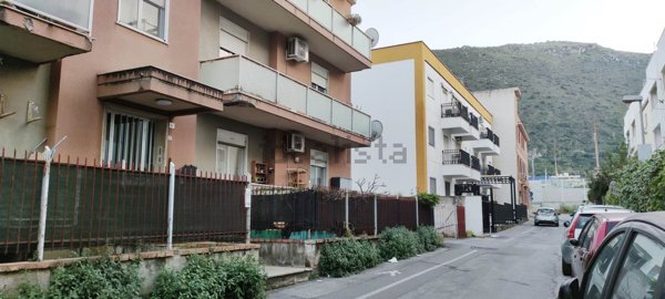 appartamento in vendita a Palermo in zona San Lorenzo