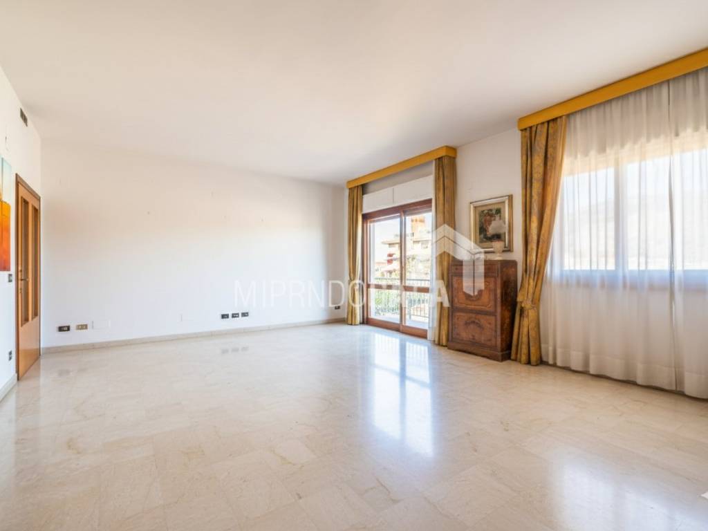 appartamento in vendita a Palermo in zona Libertà