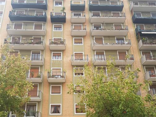 appartamento in vendita a Palermo in zona Politeama