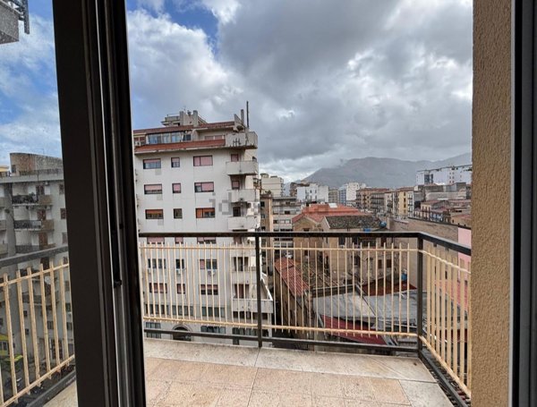 appartamento in vendita a Palermo in zona Centro storico