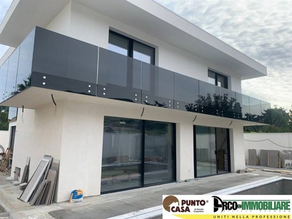 casa indipendente in vendita a Palermo in zona Tommaso Natale