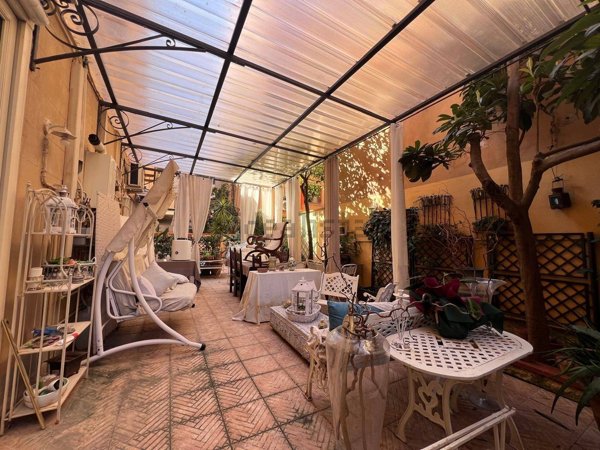 appartamento in vendita a Palermo in zona Libertà