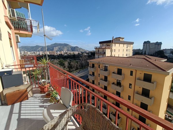 appartamento in vendita a Palermo in zona Baida