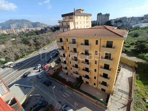 appartamento in vendita a Palermo in zona Baida
