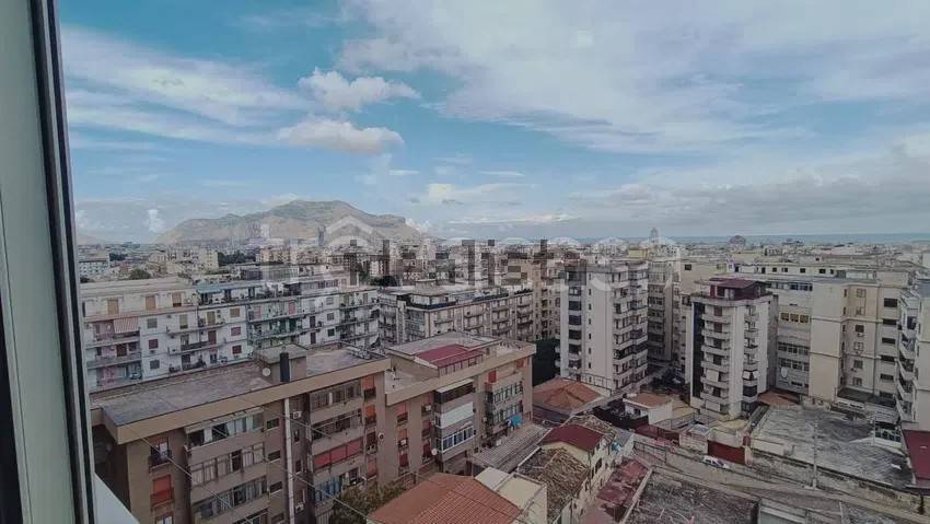 appartamento in vendita a Palermo in zona Zisa