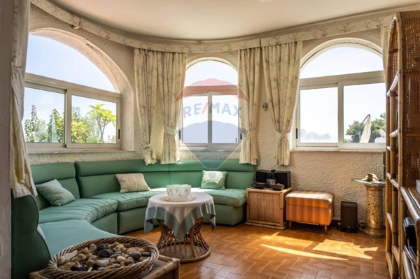 casa indipendente in vendita a Palermo in zona Arenella/Vergine Maria