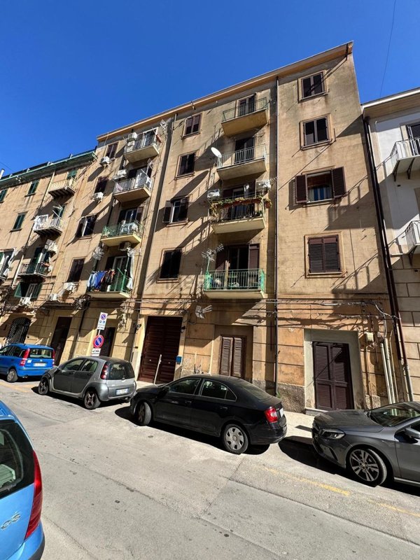 appartamento in vendita a Palermo in zona Centro storico