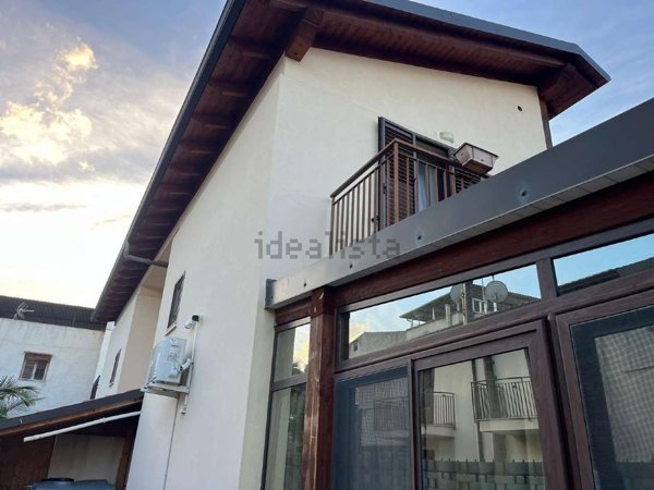 casa indipendente in vendita a Palermo in zona Chiavelli