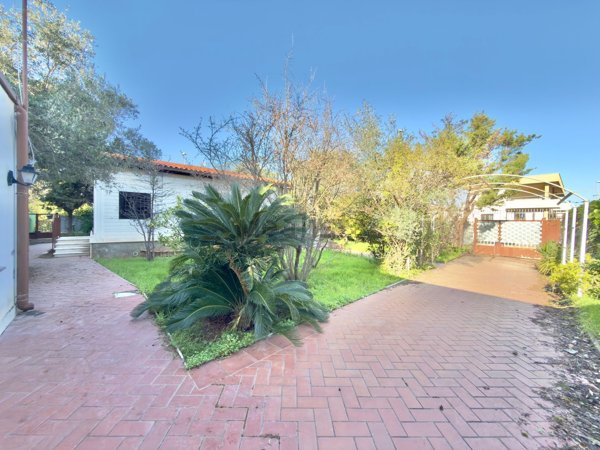 appartamento in vendita a Palermo in zona Mondello