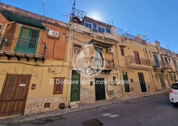 appartamento in vendita a Palermo in zona Villagrazia/Falsomiele
