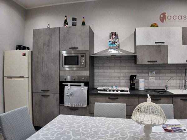 appartamento in vendita a Palermo in zona Montegrappa / Santa Rosalia