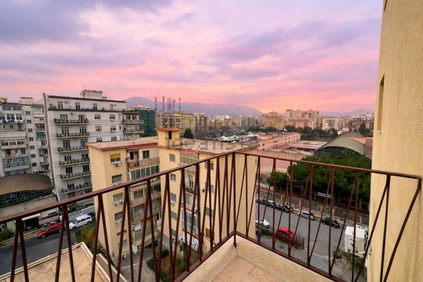 appartamento in vendita a Palermo in zona San Lorenzo