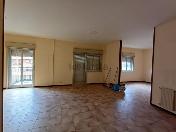 appartamento in vendita a Palermo in zona Zisa