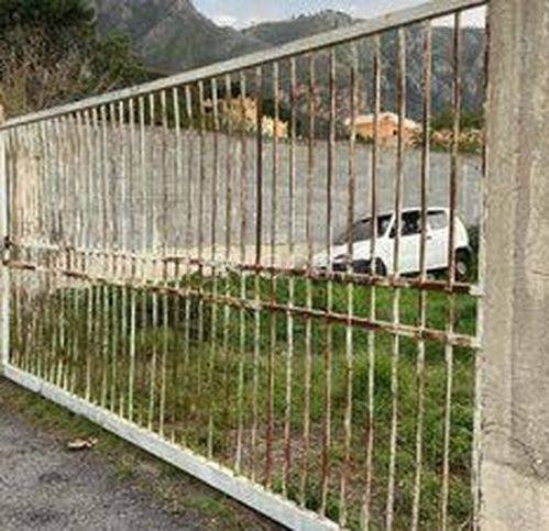 casa indipendente in vendita a Palermo in zona Chiavelli