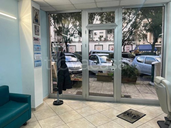 negozio in vendita a Palermo in zona Calatafimi / Cuba
