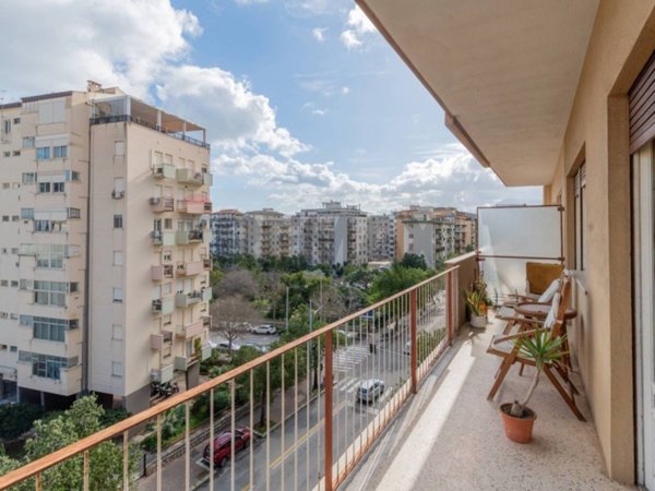 appartamento in vendita a Palermo in zona Libertà