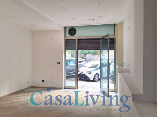 negozio in vendita a Palermo in zona Libertà