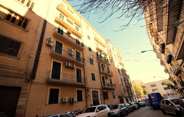 appartamento in vendita a Palermo in zona Zisa