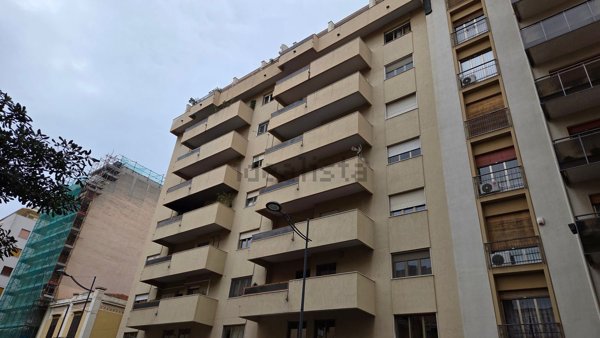 appartamento in vendita a Palermo in zona Libertà