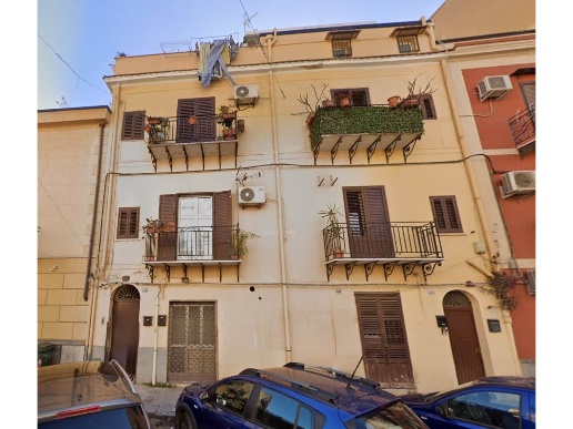 appartamento in vendita a Palermo in zona Politeama