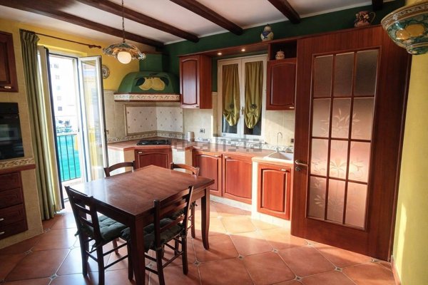 appartamento in vendita a Palermo in zona Arenella/Vergine Maria