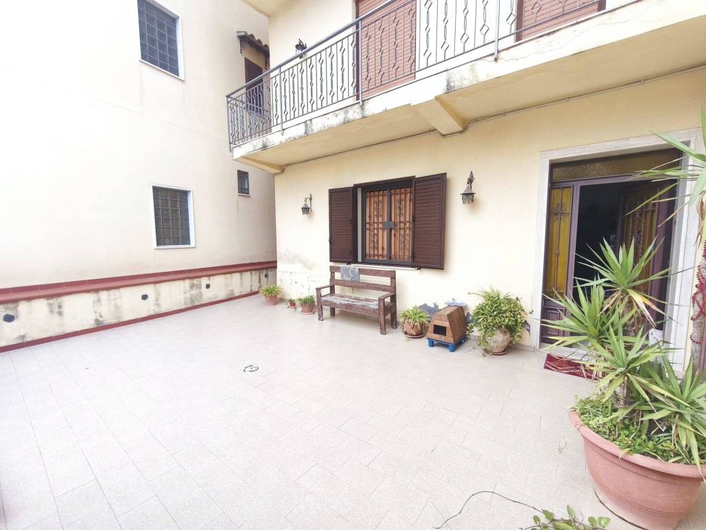 appartamento in vendita a Palermo in zona Villagrazia/Falsomiele