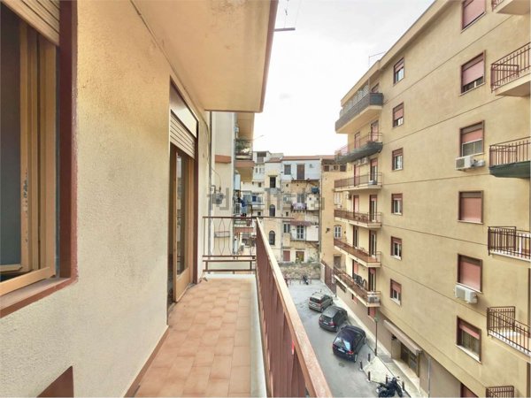 appartamento in vendita a Palermo in zona Calatafimi / Cuba