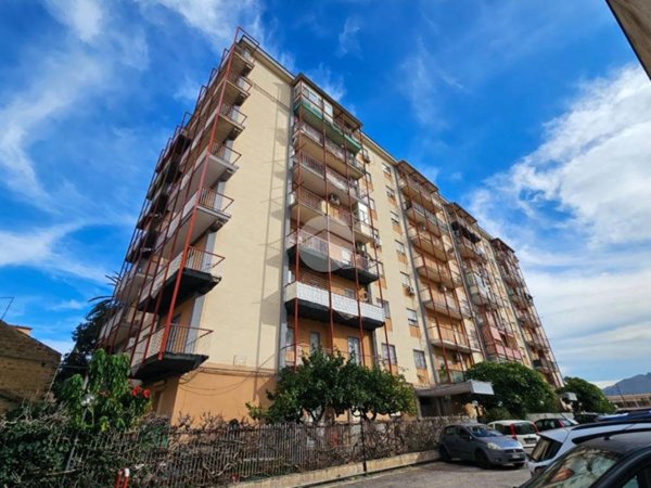 appartamento in vendita a Palermo in zona Oreto