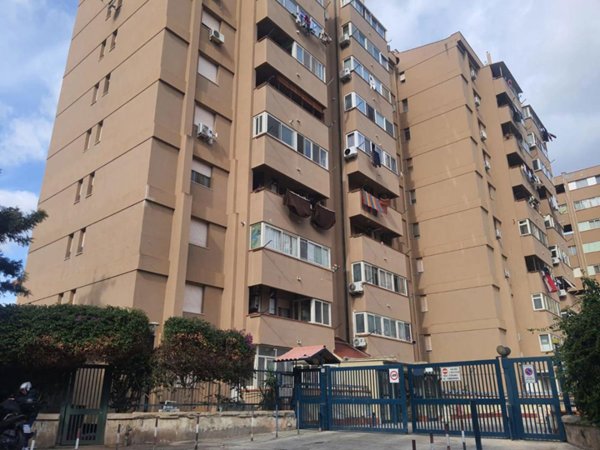 appartamento in vendita a Palermo in zona Chiavelli