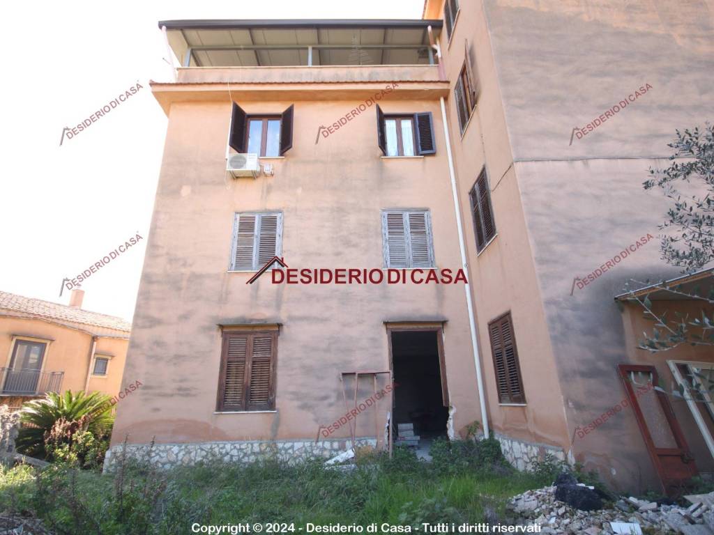 appartamento in vendita a Palermo in zona Libertà