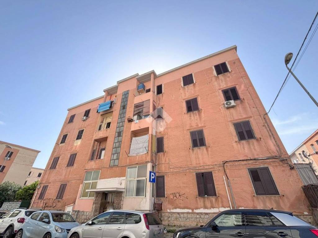 appartamento in vendita a Palermo in zona Malaspina/Palagonia