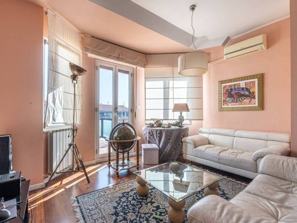 appartamento in vendita a Palermo in zona Uditore