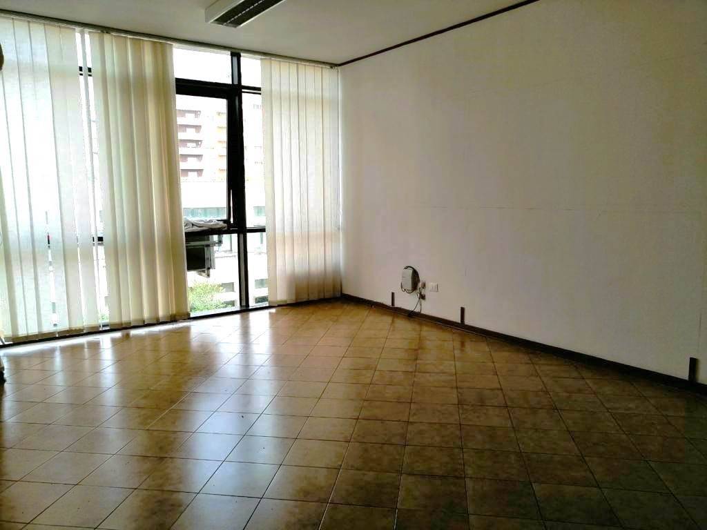 ufficio in vendita a Palermo in zona Resuttana