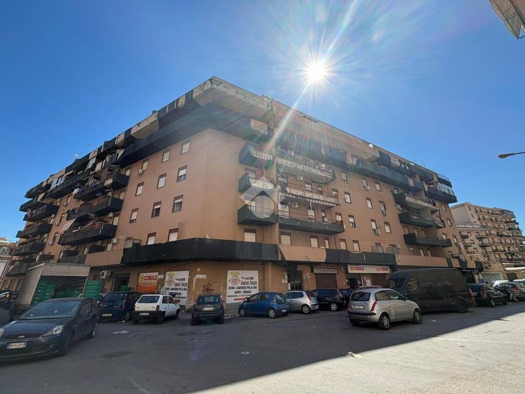 appartamento in vendita a Palermo in zona Oreto