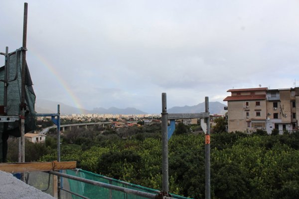 casa indipendente in vendita a Palermo in zona Villagrazia/Falsomiele