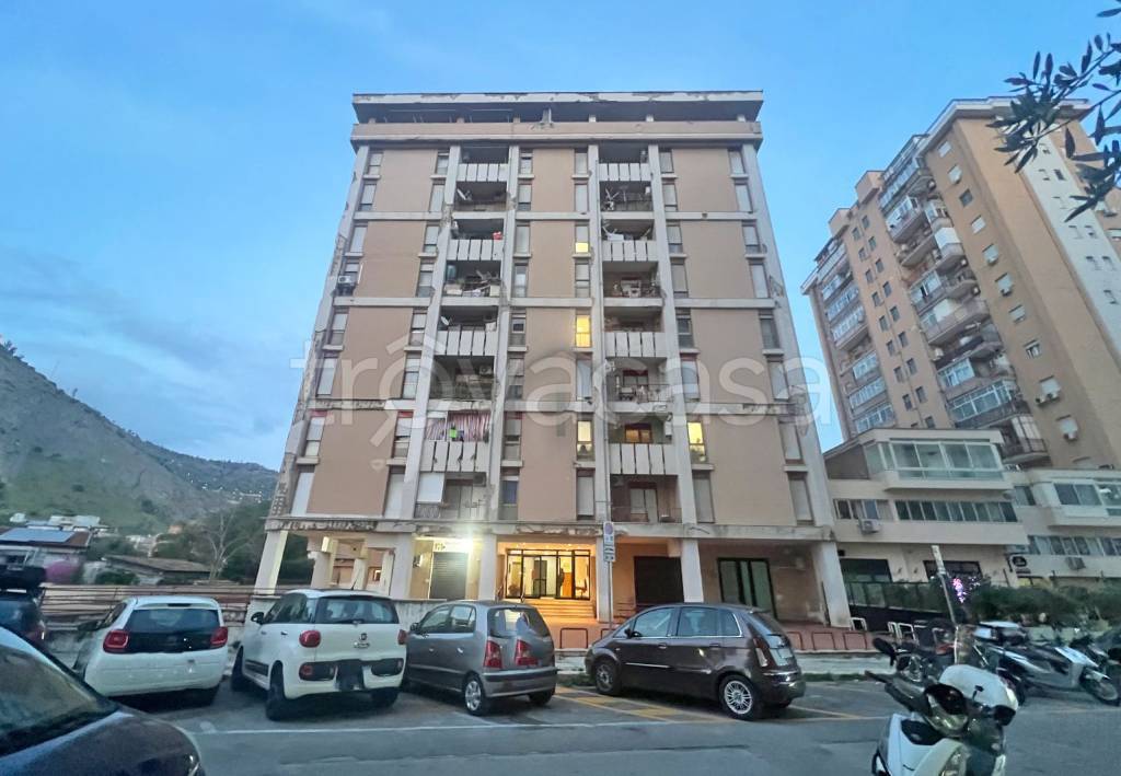 appartamento in vendita a Palermo in zona Montepellegrino