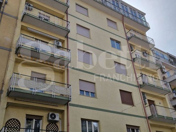 appartamento in vendita a Palermo in zona Montegrappa / Santa Rosalia