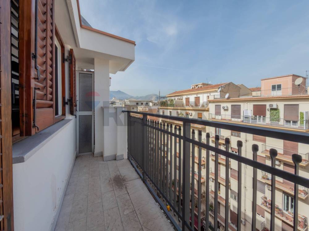 appartamento in vendita a Palermo in zona Libertà