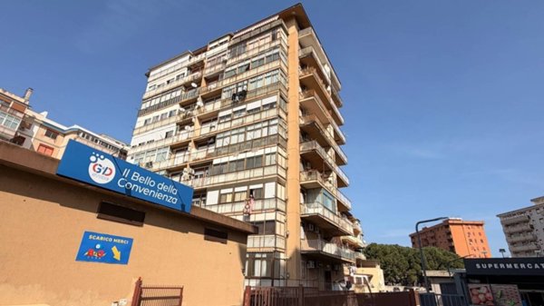 appartamento in vendita a Palermo in zona Oreto