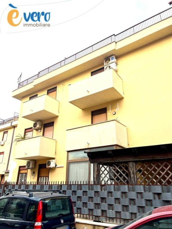 appartamento in vendita a Palermo in zona Partanna