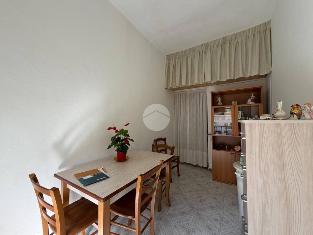 appartamento in vendita a Palermo in zona Zisa