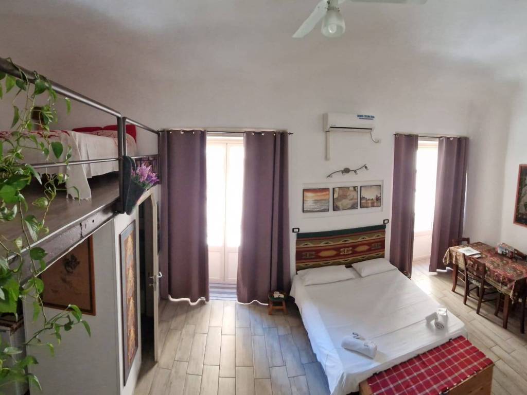 appartamento in vendita a Palermo in zona Centro storico