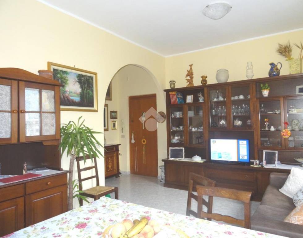 appartamento in vendita a Palermo in zona Montegrappa / Santa Rosalia