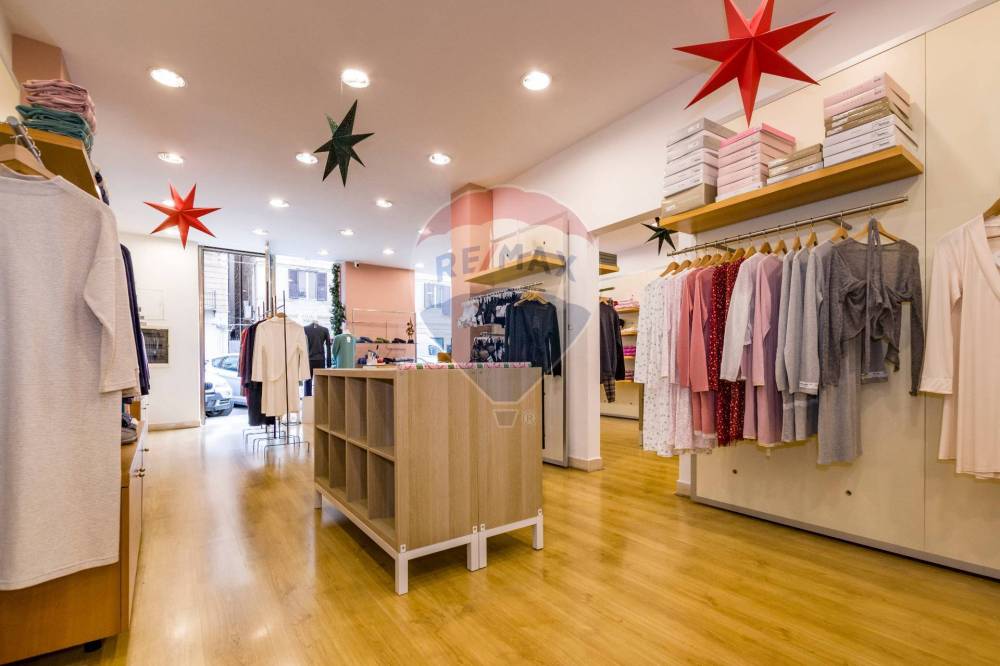 negozio in vendita a Palermo in zona Libertà