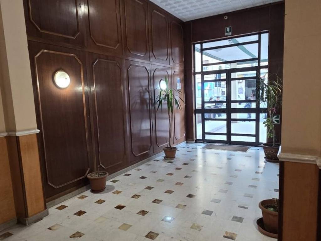 appartamento in vendita a Palermo in zona Malaspina/Palagonia