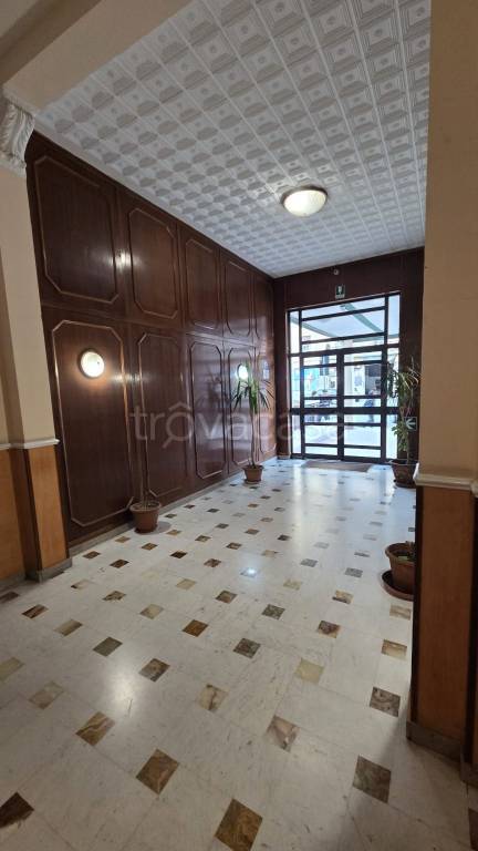 appartamento in vendita a Palermo in zona Malaspina/Palagonia