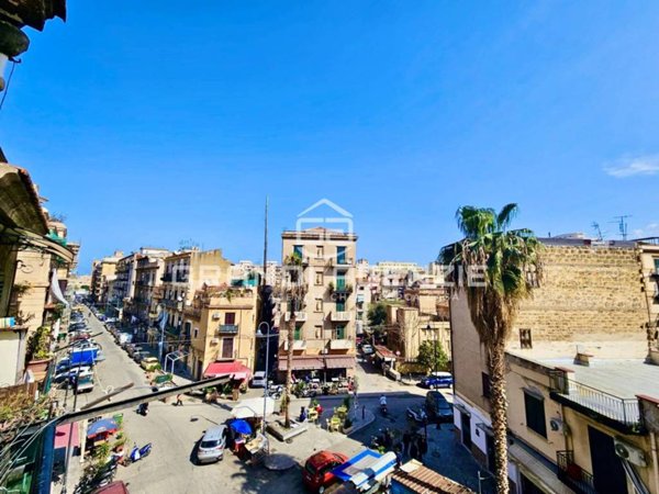 appartamento in vendita a Palermo in zona Politeama
