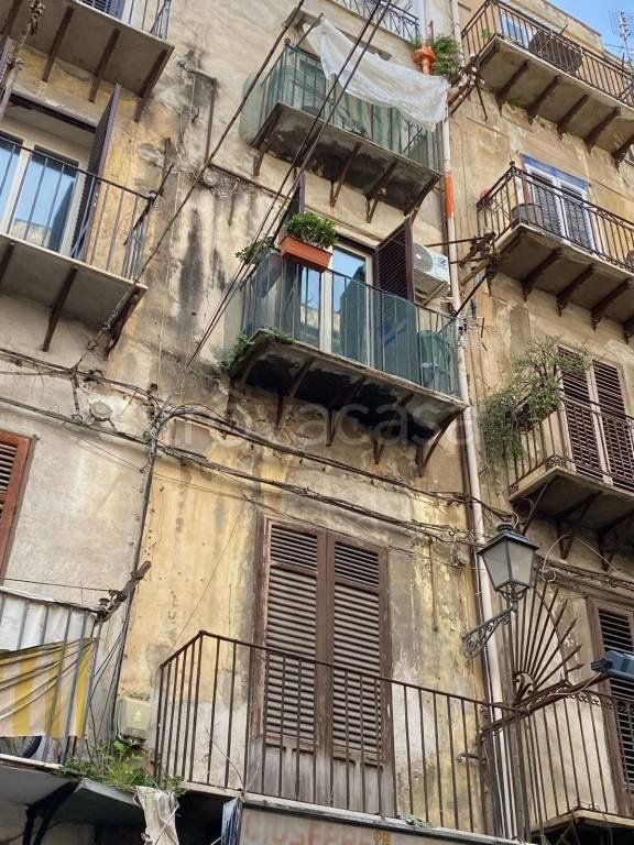 appartamento in vendita a Palermo in zona Centro storico